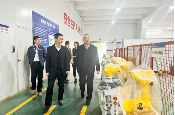 抓紧抓实安全生产|佛山市科技局梁达明副局长对园区进行安全生产督查